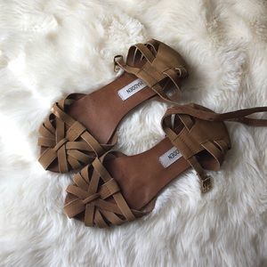 Steve Madden sandals